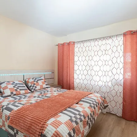 Golden Sunset Apartment